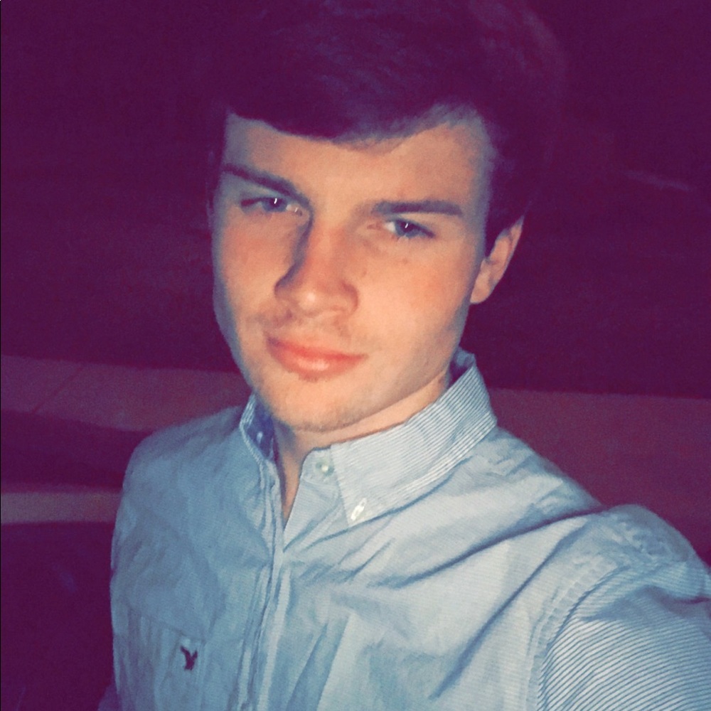 Meet your Posher, Zachary